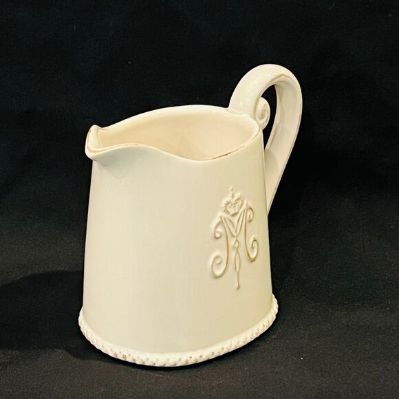 Farmhouse Off White Ceramic Creamer - Picture 2 of 4